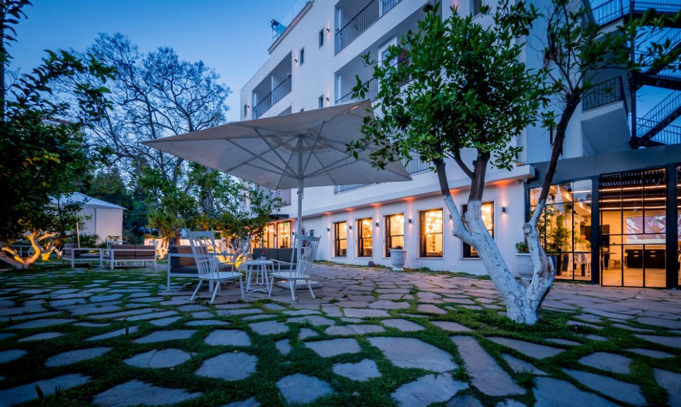 Lear Sense Hotel Gadera | Outside Area