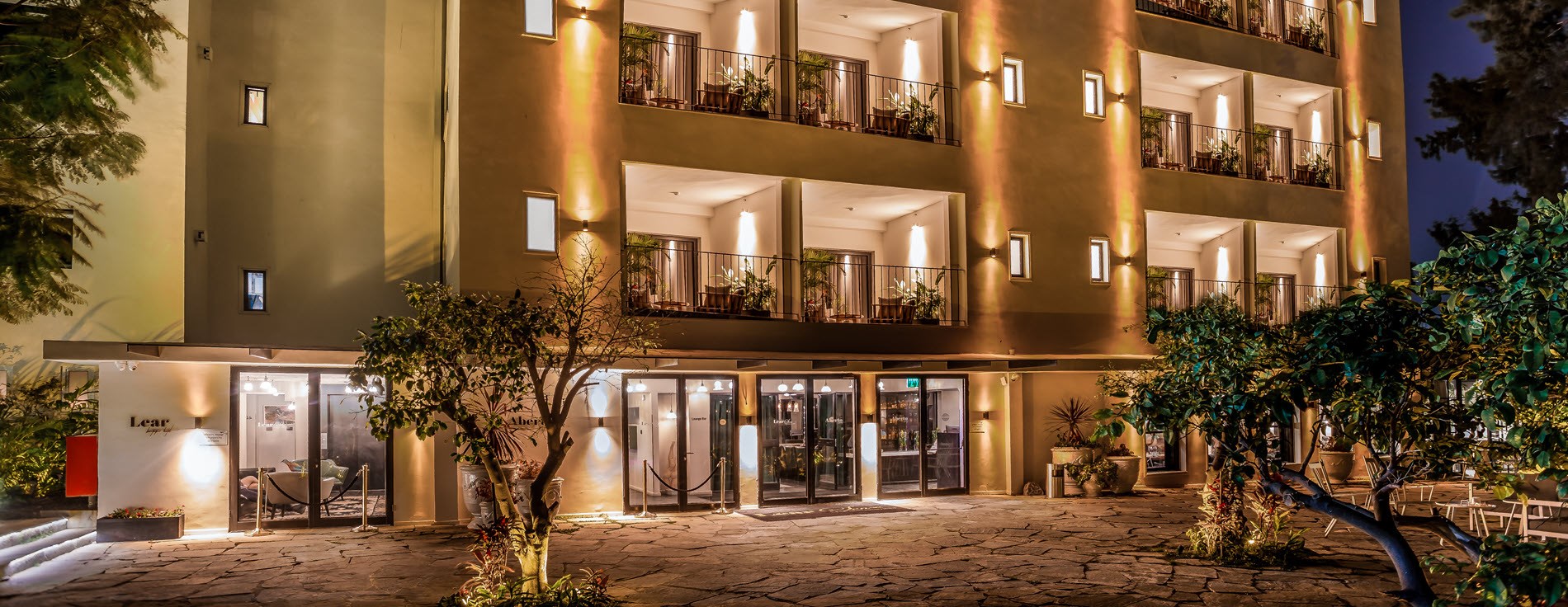 Lear Sense Boutique Hotel Gedera - outside look 